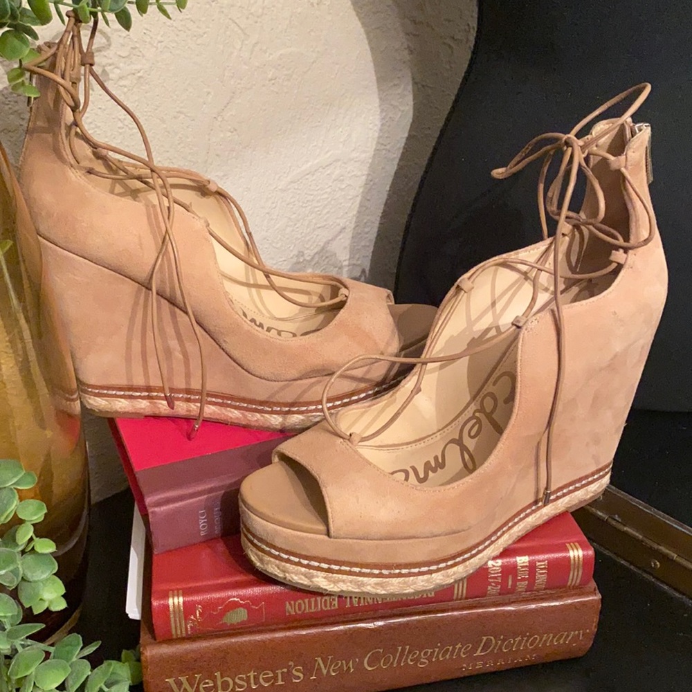 Sam Edelman lace up nude wedges ❤️❤️❤️❤️